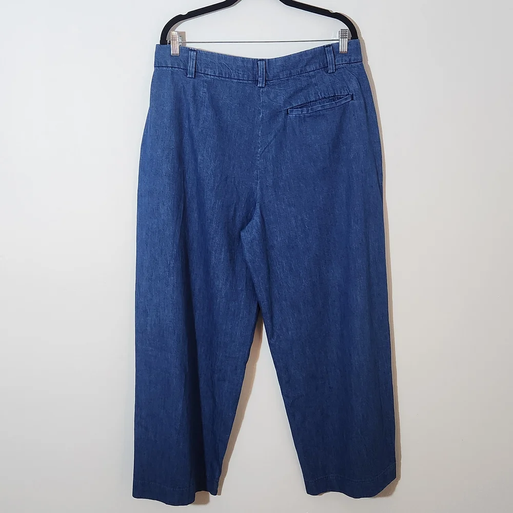 Old Navy Women’s Extra High-Rise Wide-Leg Jeans Size 14 Petite